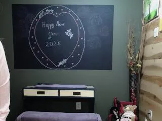 Chat with Adrianna_4u