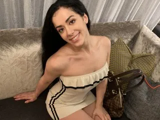 Chat with ChrissyAmorr