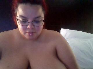 Chat with CurvyPuertoRican