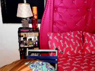 Chat with FoXxY_tS_xXx