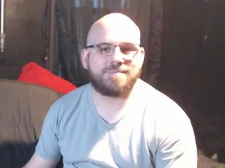 Chat with HunterLargo