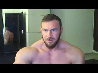 Chat with MuscularKevinxxx