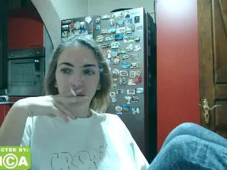 Chat with blondeangel_4u2