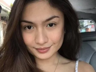 Chat with yourprettytsxxx